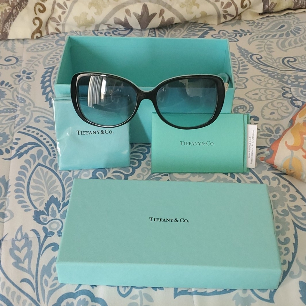 TIFFANY SUNGLASSES